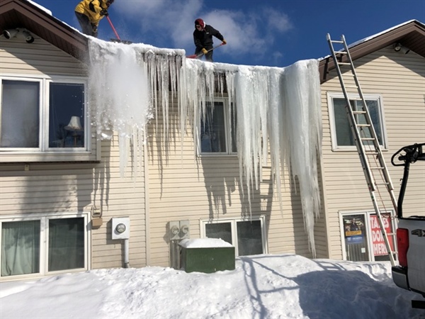 How to Spot an Ice Dam on Your Roof