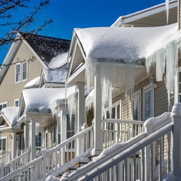 Why You Should Choose Professional Ice Dam Removal Over DIY
