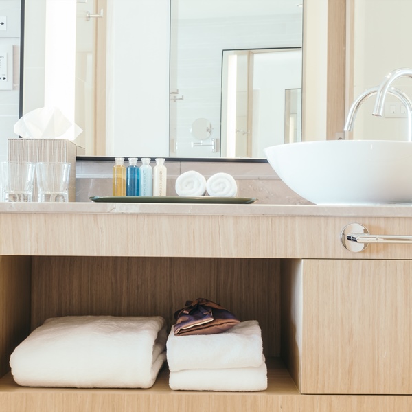 Top Bathroom Remodeling Trends for 2024: Colors, Fixtures, & Design Ideas