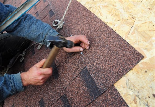 Roof Repair vs. Replacement: How to Make the Right Choice for Your Home