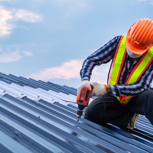 How to Find a Reliable Roofing Contractor for Roof Repairs in Minnesota