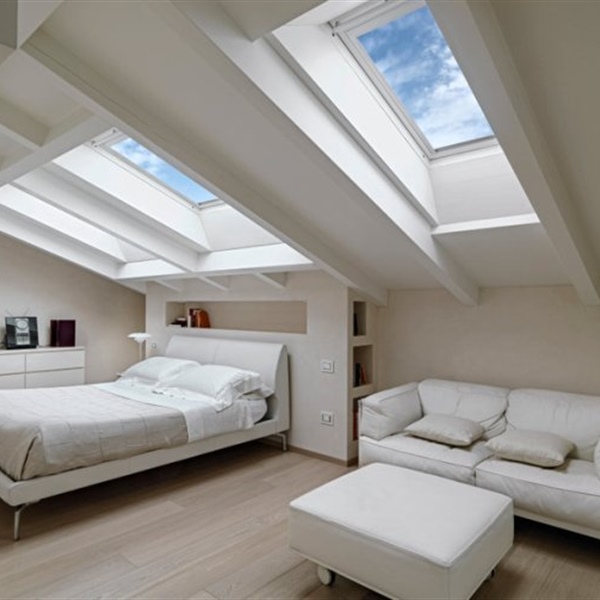 7 Reasons to Add a Skylight to Your Home