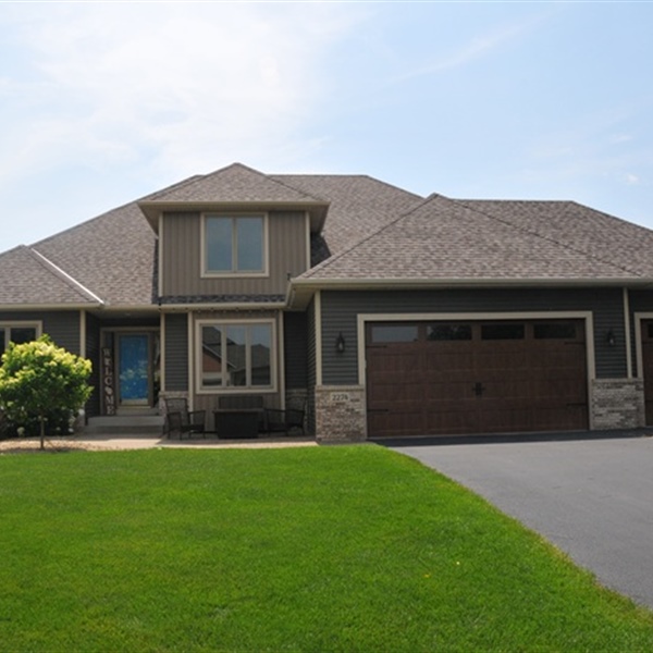 How Twin Cities Weather Affects Roof Lifespan and Replacement Timing